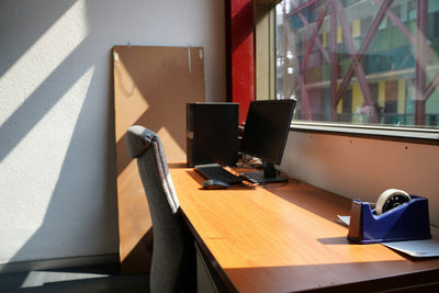 Hot-Desking Is Back in 2026. Your Keyboard Has 400x More Bacteria Than a Toilet Seat